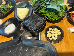 Daegwallyeongssambap (대관령쌈밥) 3