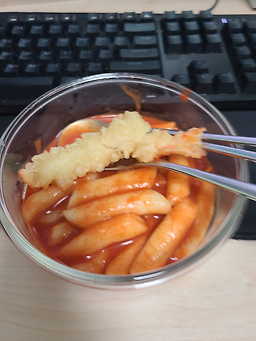 Kkokjitteokboki (꼭지떡볶이) 1
