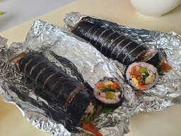 흑미김밥 4
