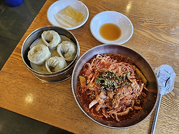 망향비빔국수 2