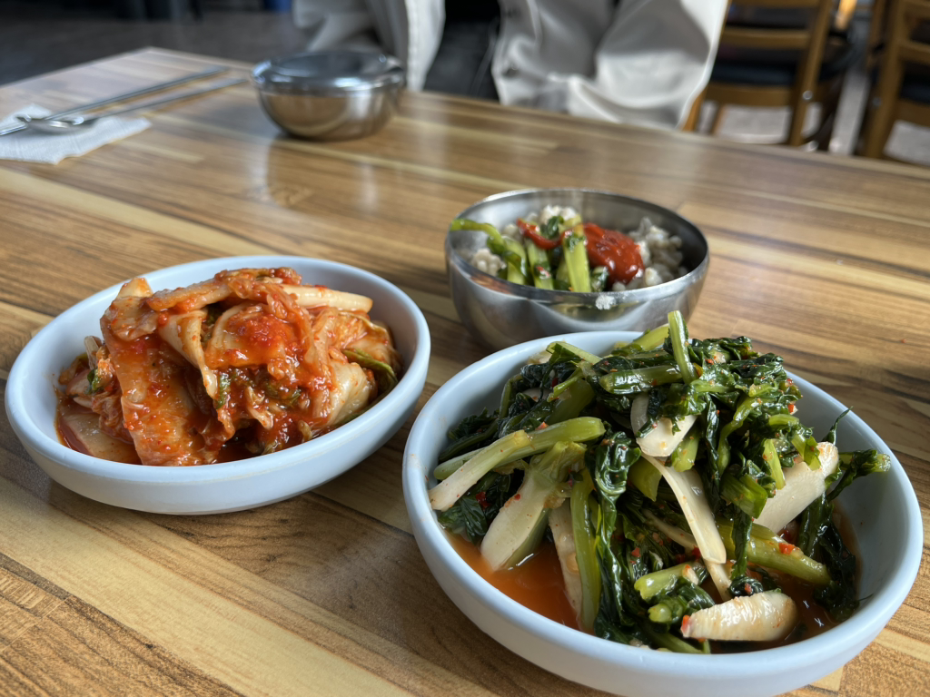 Igasonkalguksu (이가손칼국수) 1