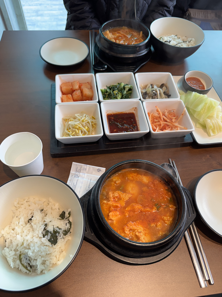Taksabaldubugongbang (탁사발두부공방) 2