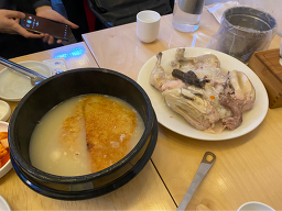 Jeongmongnurungjibaeksuk (정목누룽지백숙) 3