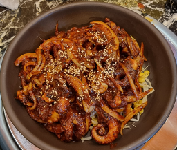 Gyeongsikine alssam jukkumi (경식이네 알쌈 주꾸미) 2
