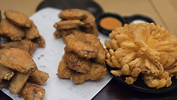 Gyochonchikin (교촌치킨) 1