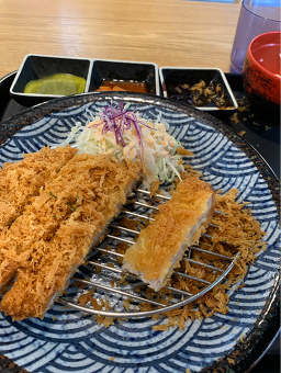 Kacheujen woldeutawojeom (카츠젠 월드타워점) 3