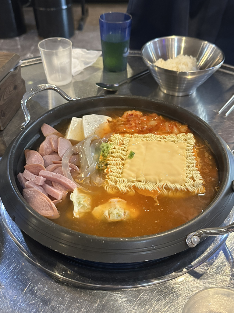준호네부대찌개 성대점 사진 7