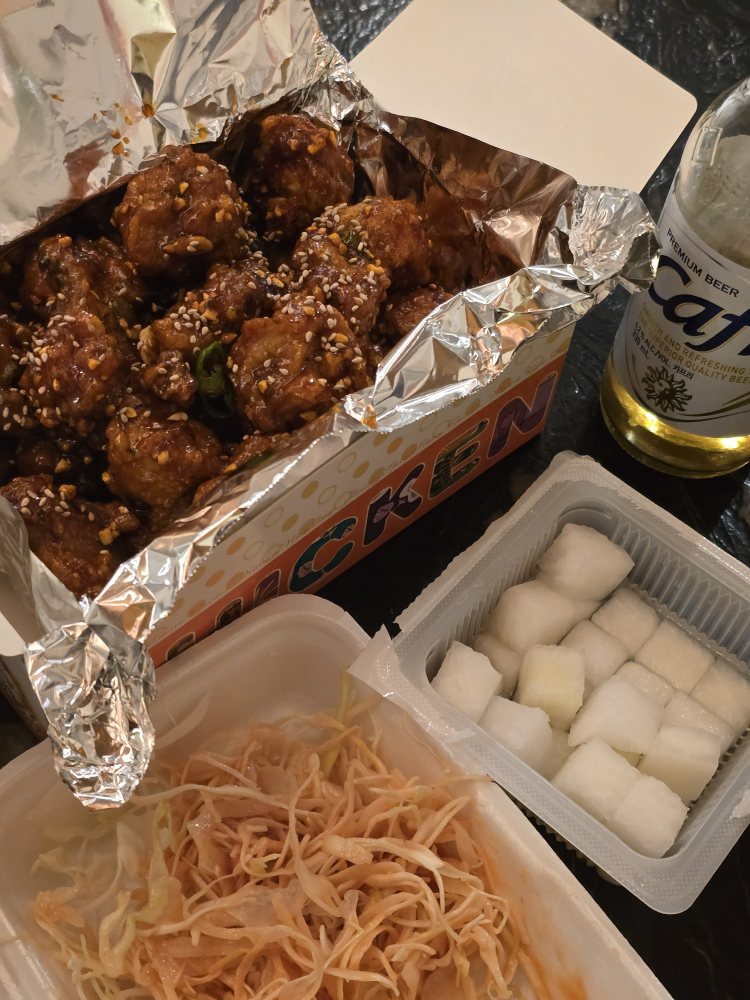 Dungjichikin (둥지치킨) 2