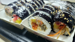 Myeongpumdalin gimbap (명품달인 김밥) 3