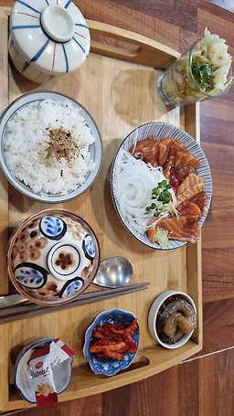 모미모미 홍대본점 사진 3