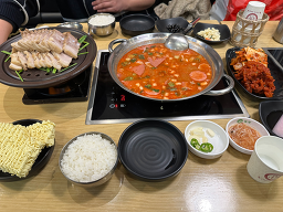 놀부부대찌개 2
