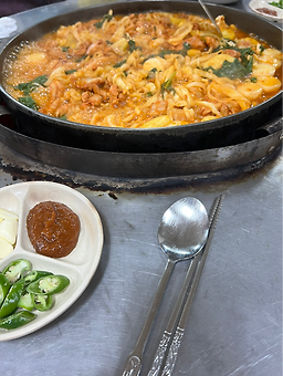 Gangsandakgalbi (강산닭갈비) 3