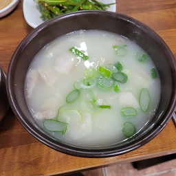 원조통영돼지국밥 2