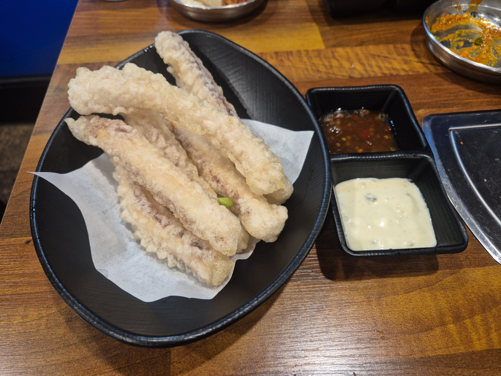 Dwaejine (돼지네) 2