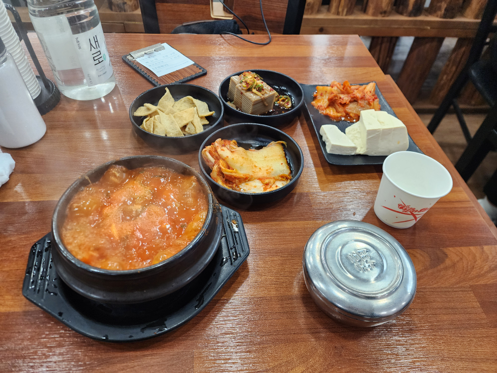 Samdaejjaesondubu (삼대째손두부) 3