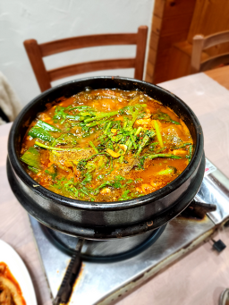 Jukdominmulmaeuntang (죽도민물매운탕) 3