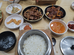 엄마손돼지불백 3