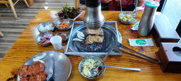 Soyanggangsutbuldakgalbi (소양강숯불닭갈비) 1