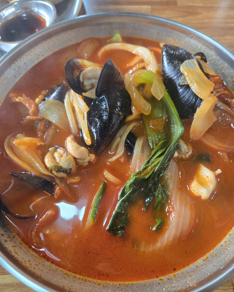 Yonggungsonjjajang 6