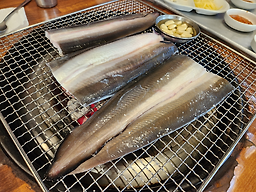 Pungcheonminmuljangeo sameokjip (풍천민물장어 삼억집) 1