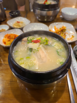동백삼계탕 3