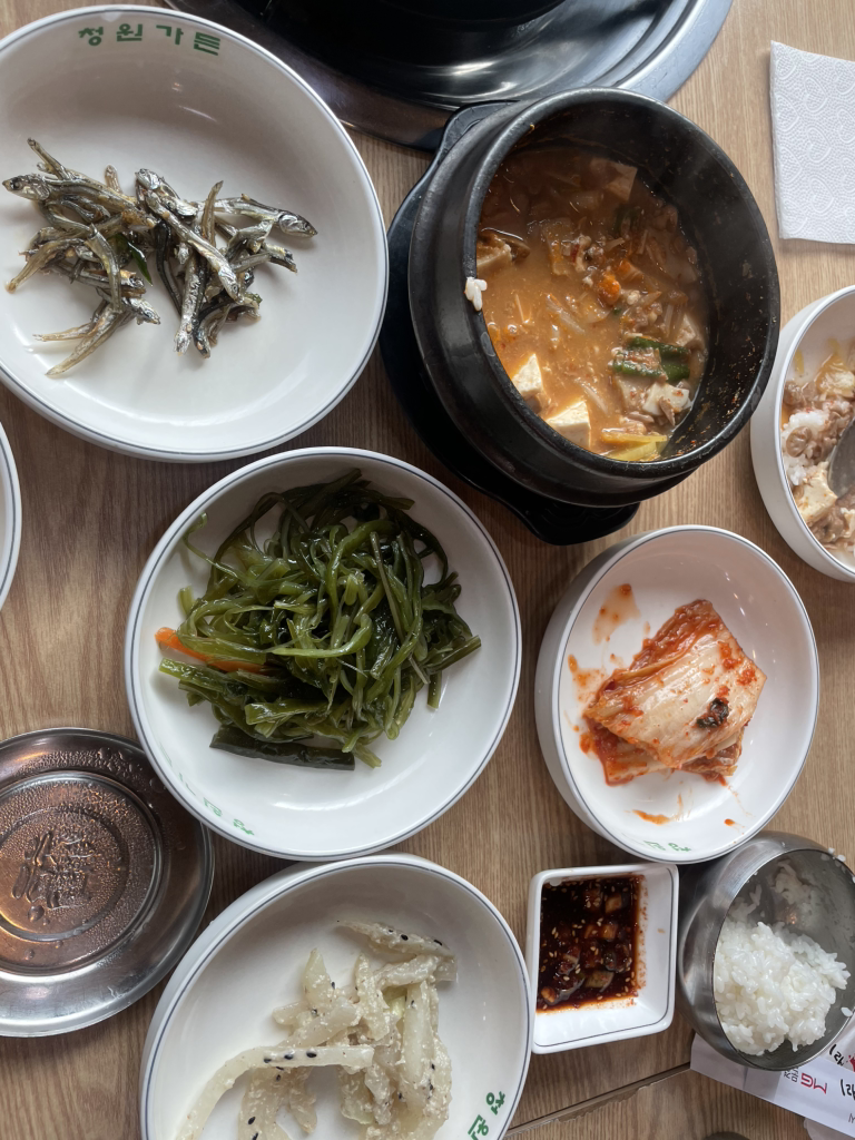 Cheongungamasotsondubu (청운가마솥손두부) 1