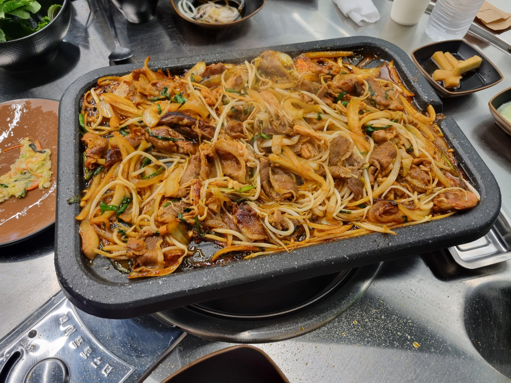 Taesanjeongchungjujeom (태산정충주점) 1