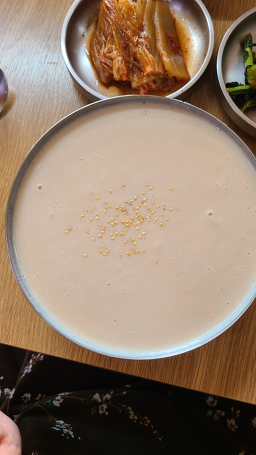 Myeongseongkongguksu (명성콩국수) 3