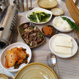 Dongnaeotdak (동래옻닭) 3