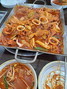 Taebaekdakgalbi (태백닭갈비) 1