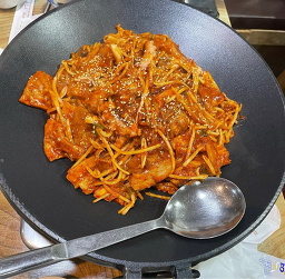 아저씨네낙지찜 신촌점 사진 3