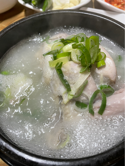 Jangsusamgyetang (장수삼계탕) 2