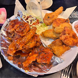 그리운금강산 치킨&호프 대표 사진