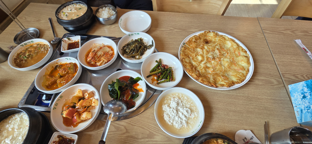Cheongungamasotsondubu (청운가마솥손두부) 3