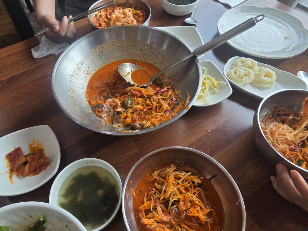 Gajinhangmulhoe (가진항물회) 1