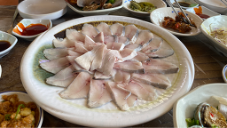 섬마을횟집 5