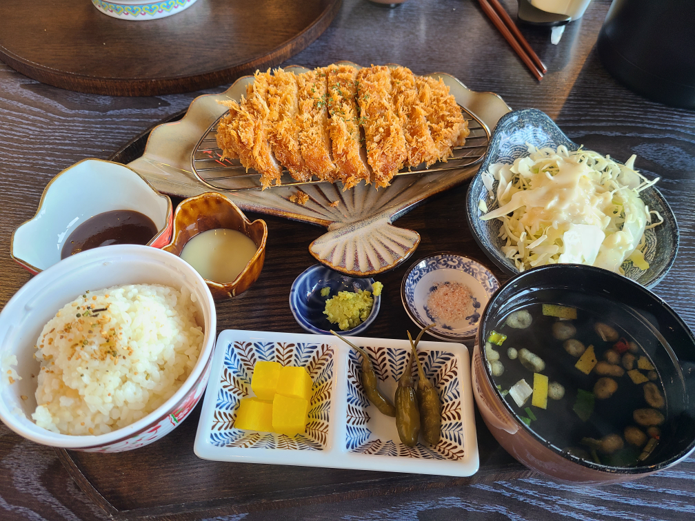 Kaikacheuyangjujeom (카이카츠양주점) 2