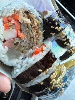 Myeongpumdalingimbap (명품달인김밥) 2