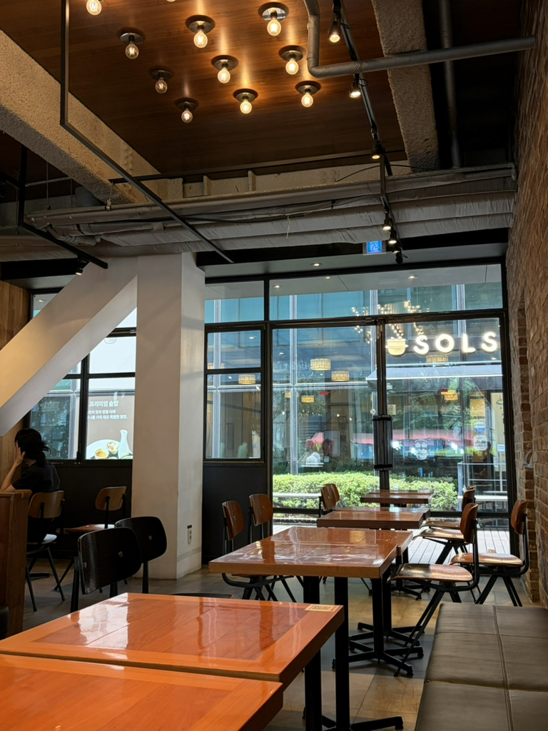 폴바셋 여의도점