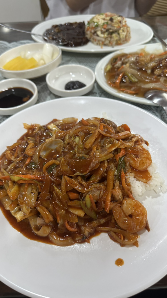 Janggagyesonjjajang (장가계손짜장) 2