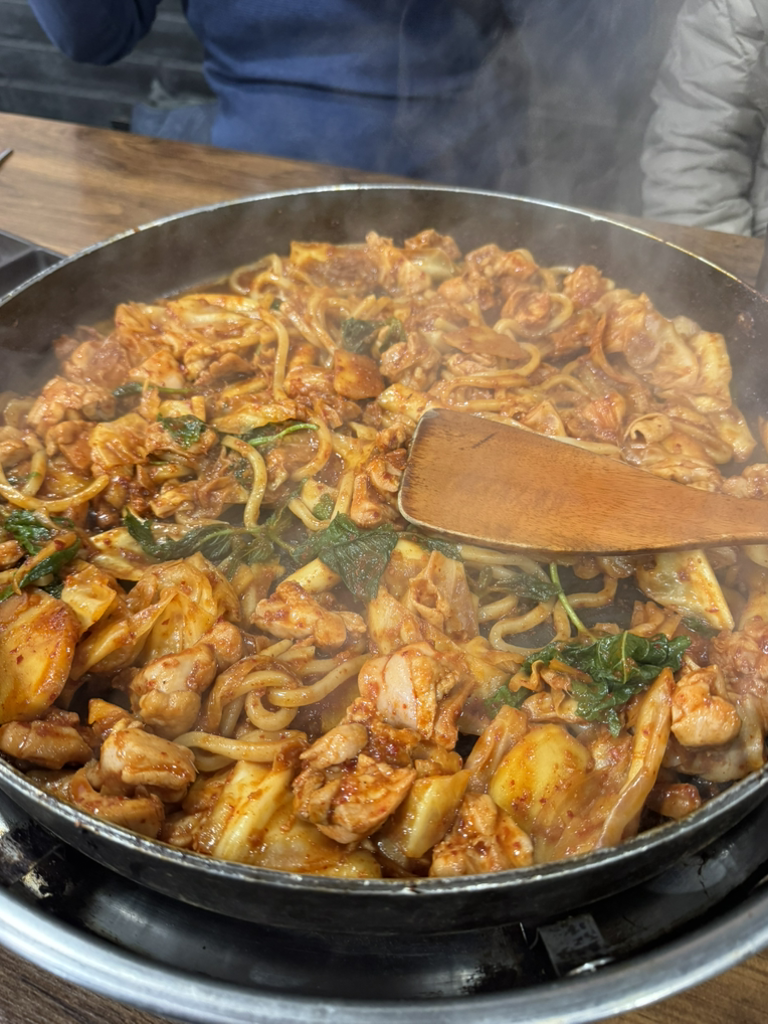 춘천장인닭갈비직영1호점 사진 2