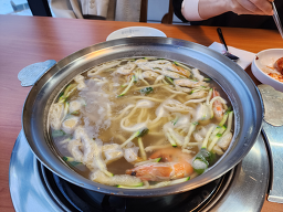 Paldangwonjokaljebi (팔당원조칼제비) 2