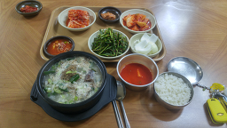 Sindangdongsikdang (신당동식당) 1