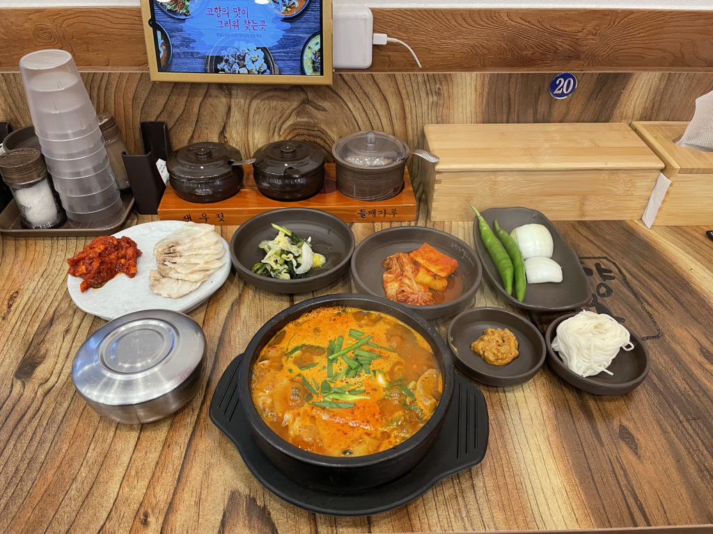 고향옥얼큰순대국강화점 6