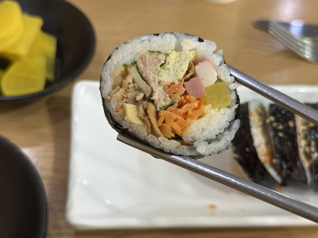 Golmokgimbap (골목김밥) 2