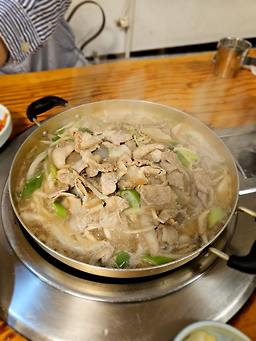 Meokbonessambap (먹보네쌈밥) 1