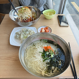 호호국수 1