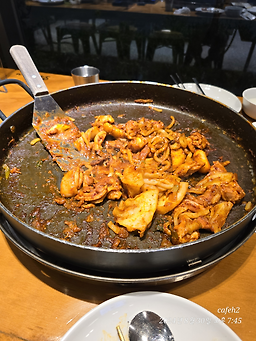Otu dakgalbi&budaejjigae (오투 닭갈비&부대찌개) 1