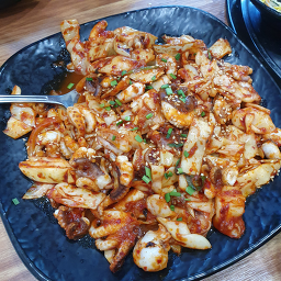 Sutbulguihwaujeong (숯불구이화우정) 1