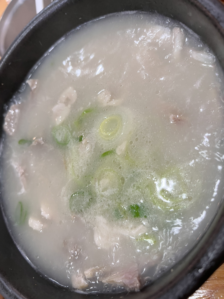 토담돼지국밥 반월점 사진 7